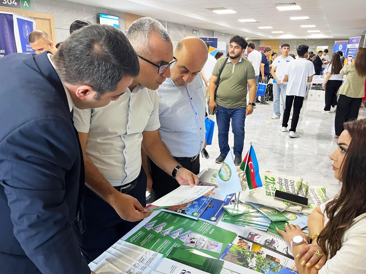 ADAU ali təhsil sərgisində iştirak edir - FOTOLAR
